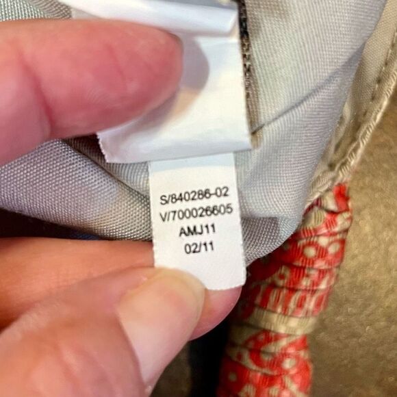 Old Navy Floral Hobo Shoulder Sling Bag Purse - Picture 8 of 9